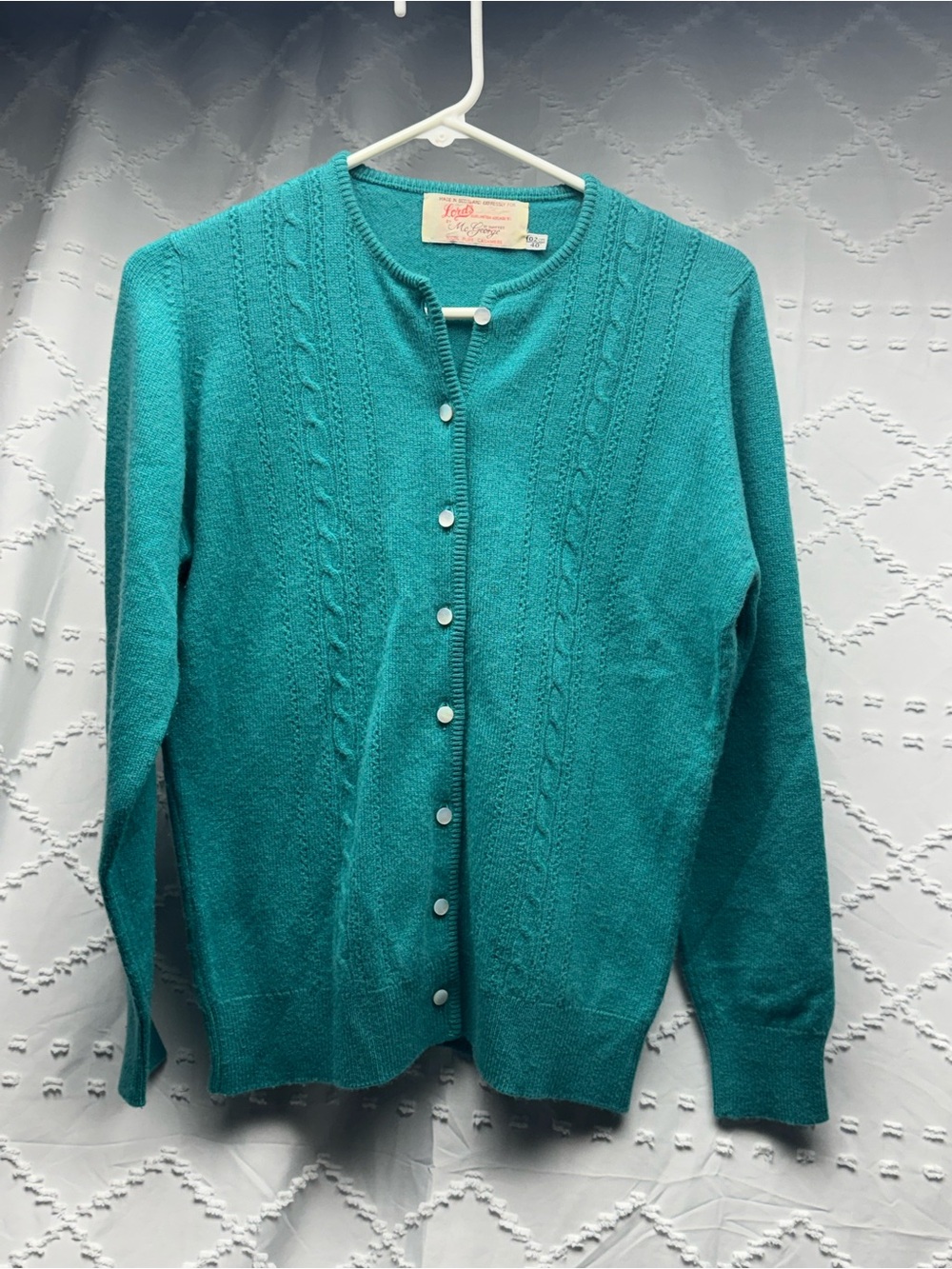 Vintage McGeorge of Dumfries For Lord's Scotland 100% Pure Cashmere Cable Knit